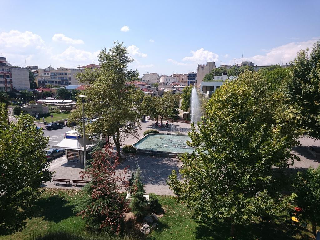 Hotel Park 라리사 외부 사진