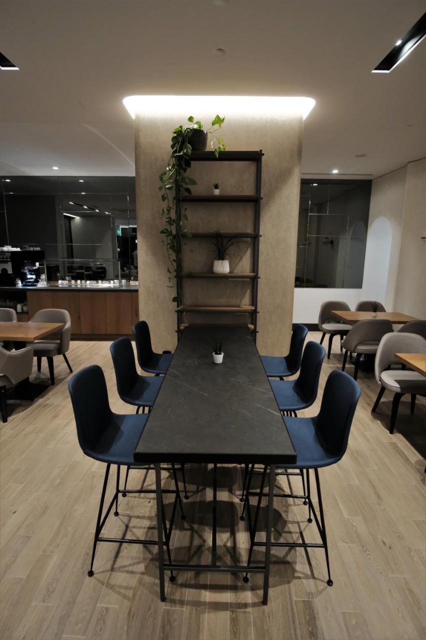 Hotel Park 라리사 외부 사진