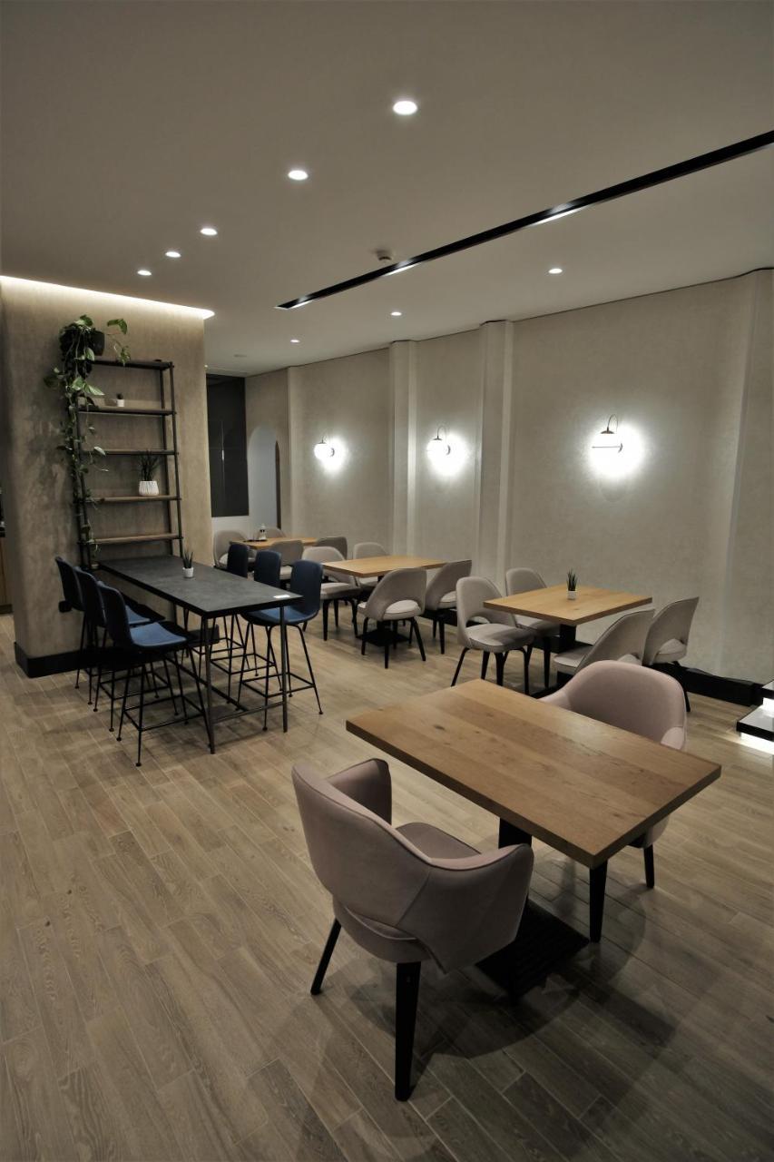 Hotel Park 라리사 외부 사진